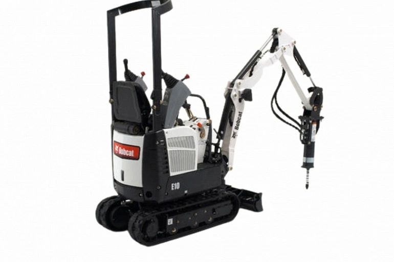 Гусеничный мини-экскаватор Bobcat E10